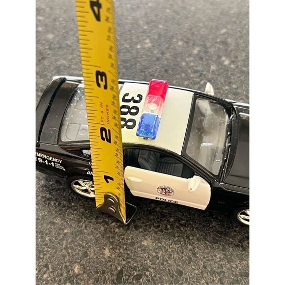 POLICE CAR Ford scale car - Picture 6 of 12
